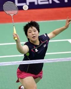 发挥领袖作 发挥领袖作