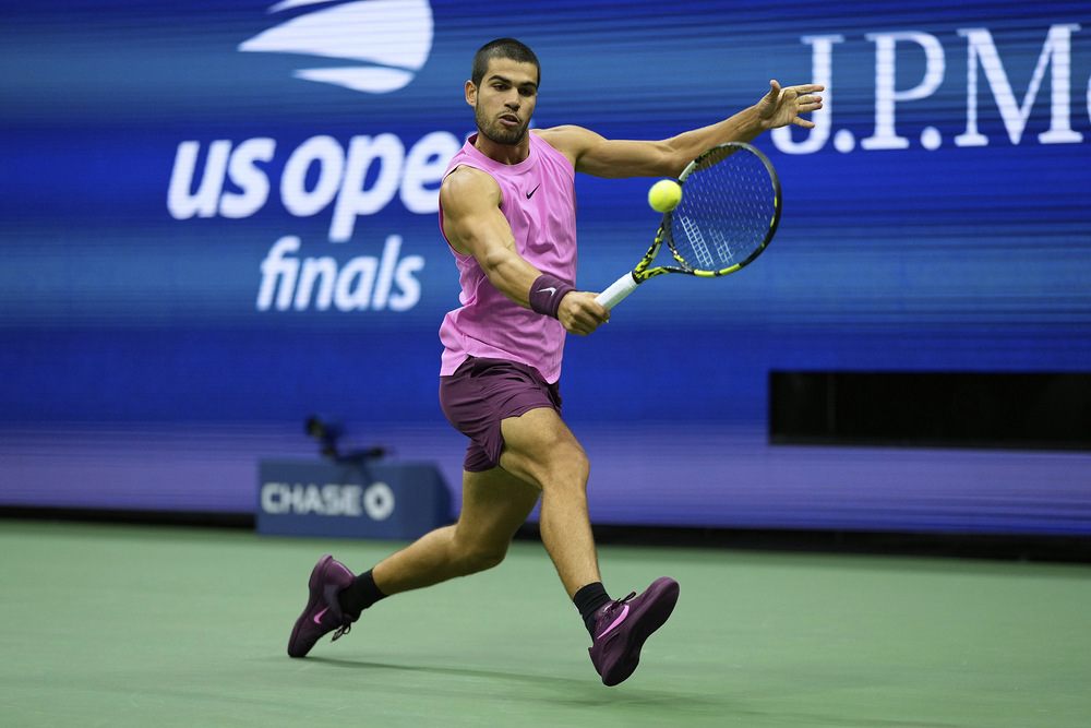 强力发球压 强力发球压