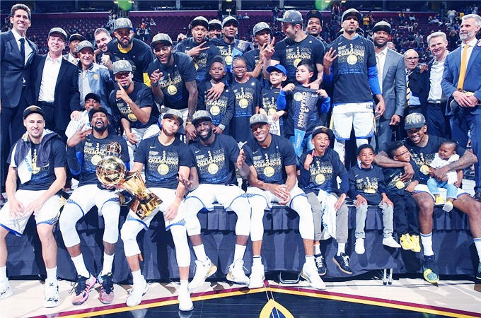 此刻教练席 此刻教练席